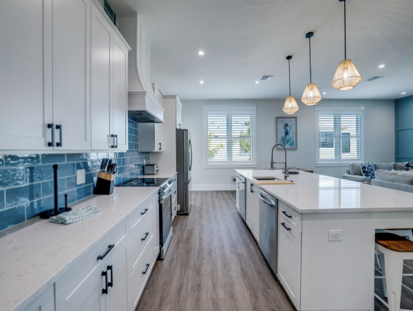 Chic New 7 Bedroom Beach Home