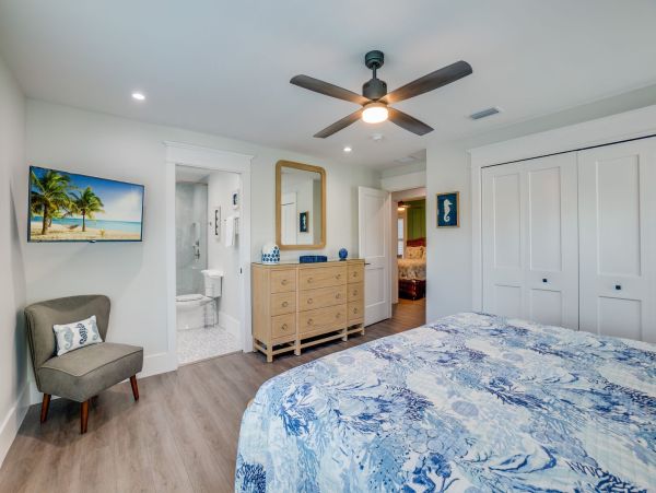 Chic New 7 Bedroom Beach Home