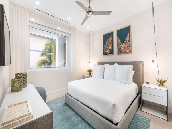 Luxury Vacation Rental in the Cayman Islands Await You!