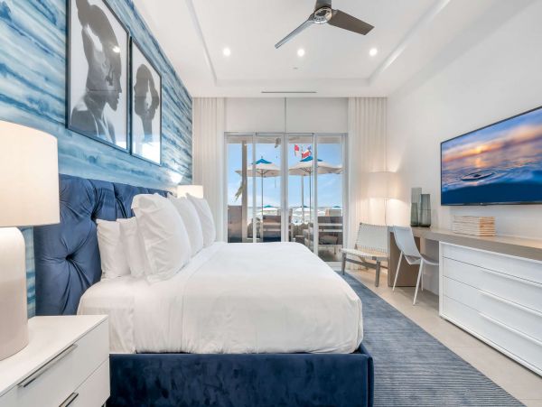 Luxury Vacation Rental in the Cayman Islands Await You!