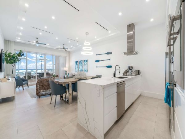 Luxury Vacation Rental in the Cayman Islands Await You!