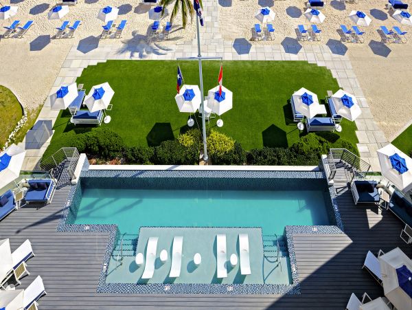 Cayman Islands Vacation Rental: Modern Condo with Rooftop Views