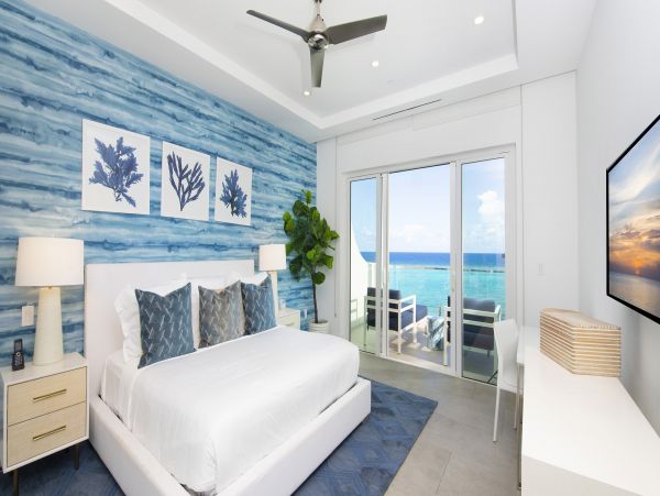Cayman Islands Vacation Rental: Modern Condo with Rooftop Views