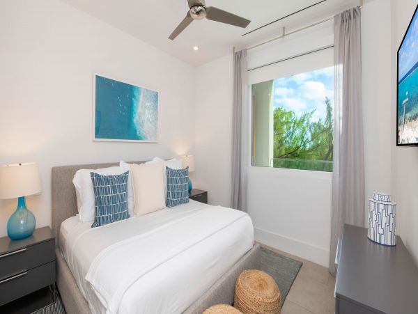 Luxury Vacation Rental in Grand Cayman Island Awaits You!