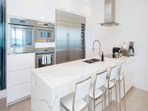 Luxury Vacation Rental in Grand Cayman Island Awaits You!