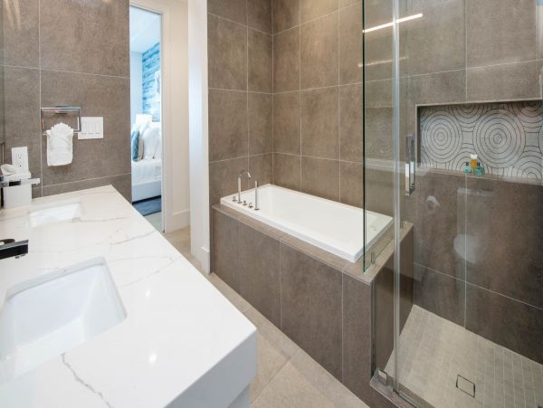 Luxury Vacation Rental in Grand Cayman Island Awaits You!