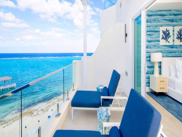 Luxury Vacation Rental in Grand Cayman Island Awaits You!