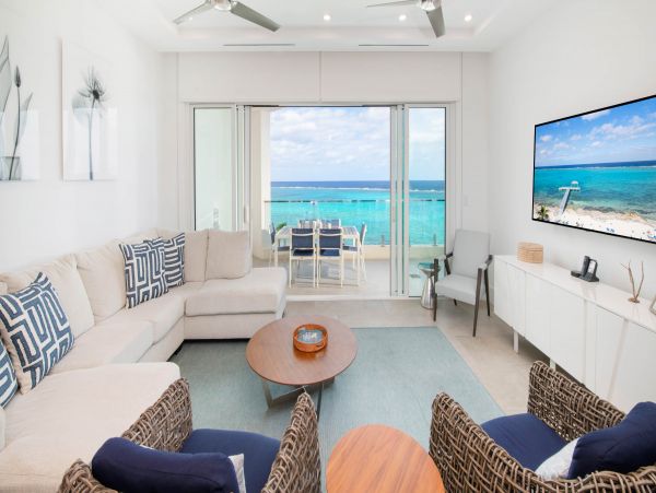 Luxury Vacation Rental in Grand Cayman Island Awaits You!