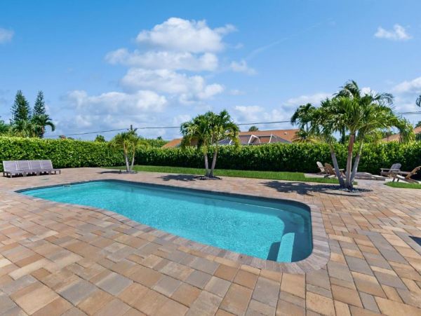 Charming Vacation Rental in North Naples, FL – Book Now!