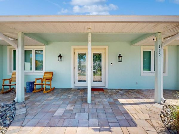Charming Vacation Rental in North Naples, FL – Book Now!
