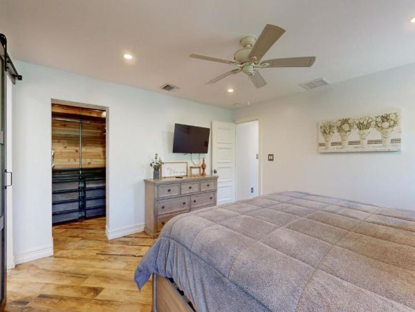 Charming Vacation Rental in North Naples, FL – Book Now!