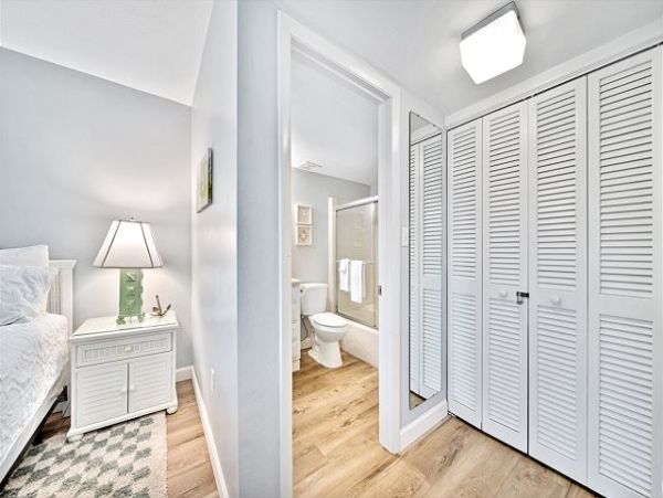 Sanibel Vacation Rental: Beachfront Condo with Great Amenities