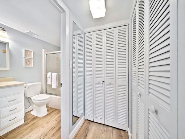 Charming Vacation 2 Bedroom Rental Located on the Beach
