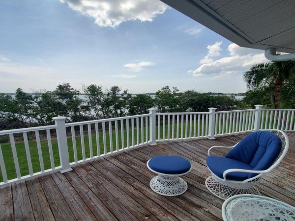 Bay Front Vacation Rental with 3 Bedrooms in Manasota Key