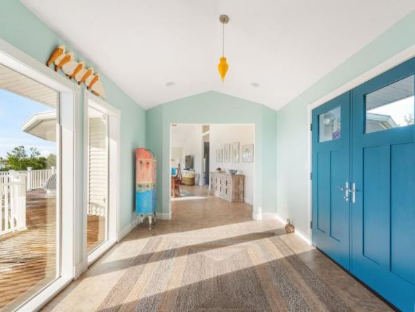 Bay Front Vacation Rental with 3 Bedrooms in Manasota Key