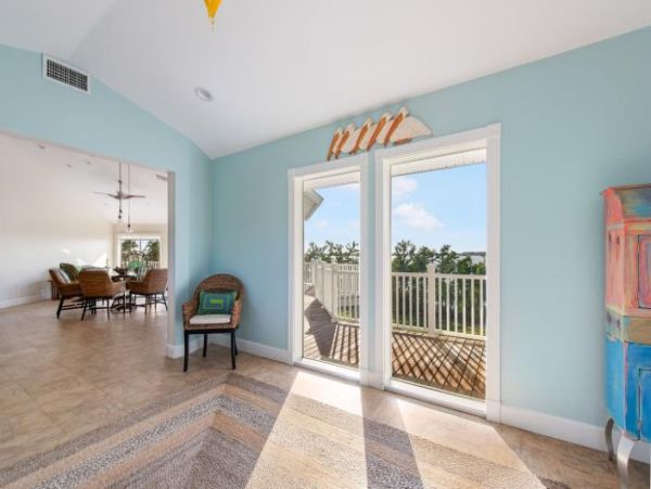 Bay Front Vacation Rental with 3 Bedrooms in Manasota Key