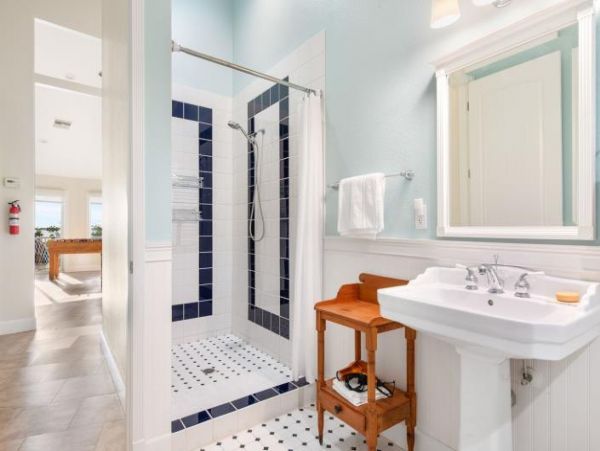 Bay Front Vacation Rental with 3 Bedrooms in Manasota Key