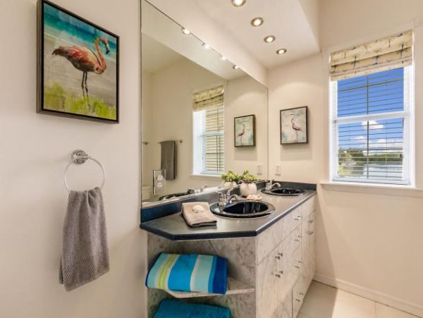 Beautiful Vacation Rental in Englewood - Book Your Stay!