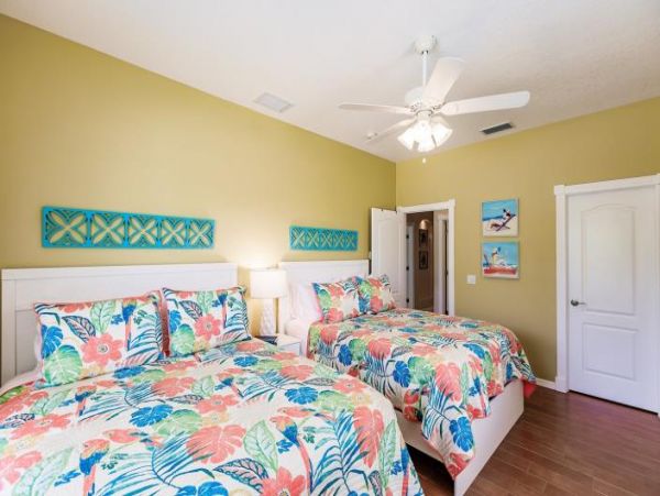 Beautiful Vacation Rental in Englewood - Book Your Stay!