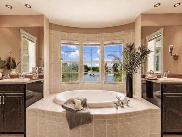 Beautiful Vacation Rental in Englewood - Book Your Stay!