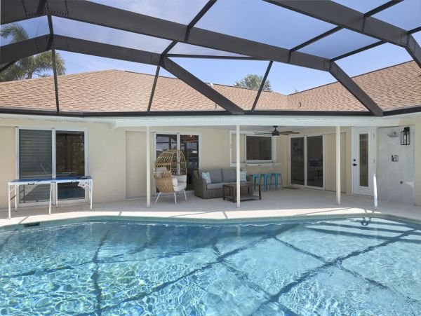 Sanibel Island Luxury Pool Home on Golf Course