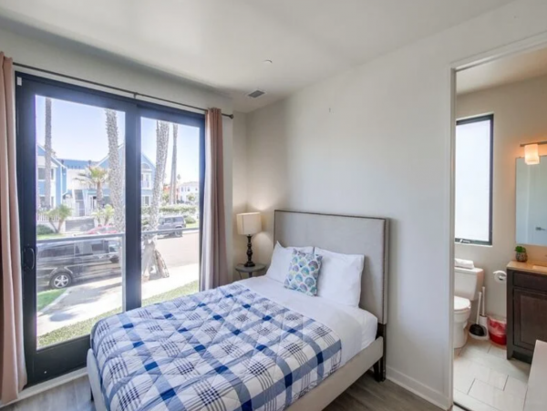 Ocean Beach Vacation Rental with Panoramic Views of the Beach