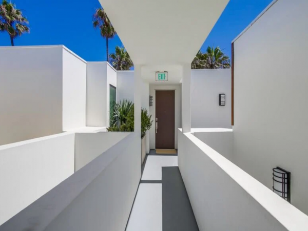 Ocean Beach Vacation Rental with Panoramic Views of the Beach