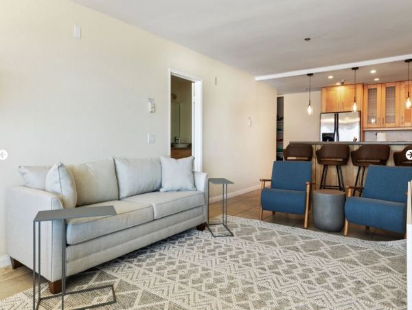 Stunning Vacation Rental in Pacific Beach - Ocean Views Await!