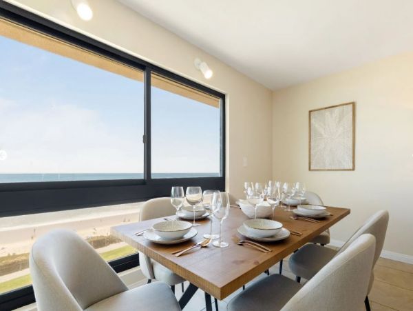 Stunning Vacation Rental in Pacific Beach - Ocean Views Await!