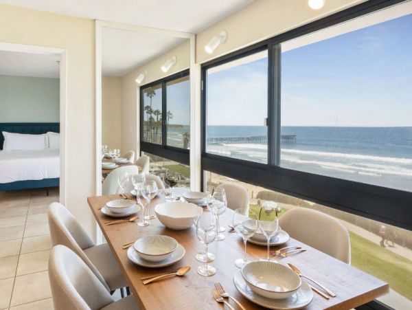 Stunning Vacation Rental in Pacific Beach - Ocean Views Await!