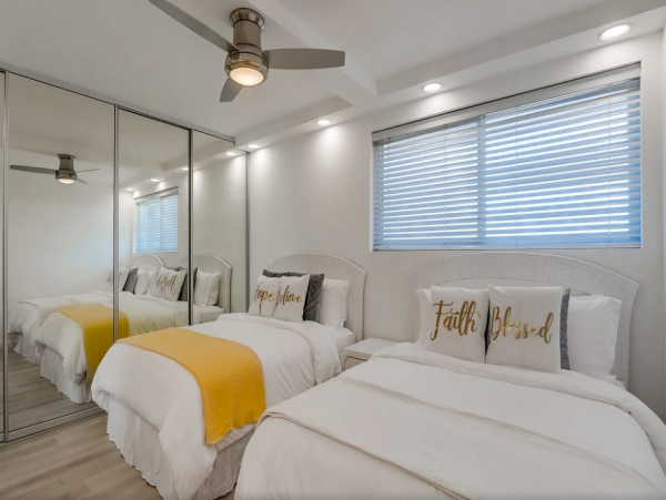 Beachfront Vacation Rental with One Bedroom