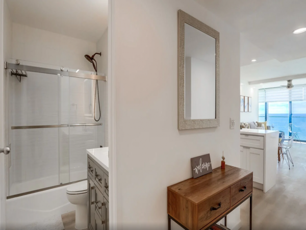 Beachfront Vacation Rental with One Bedroom