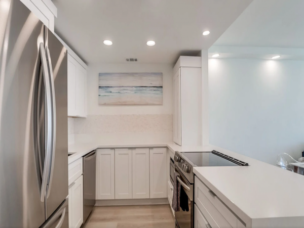 Beachfront Vacation Rental with One Bedroom