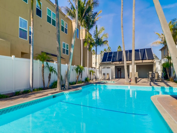 Beachfront Vacation Rental with One Bedroom