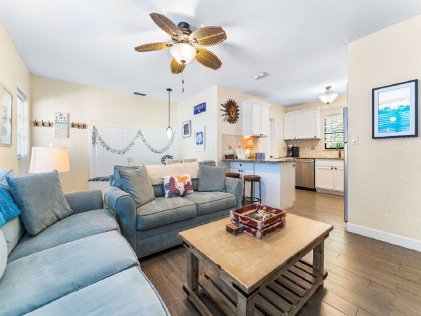 Cozy Vacation Rental with 2 Bedrooms