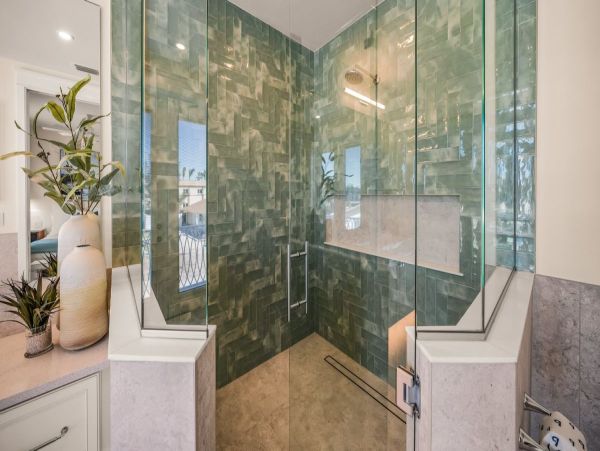 Luxury Five Bedroom Vacation Rental Steps from Siesta Key Beach