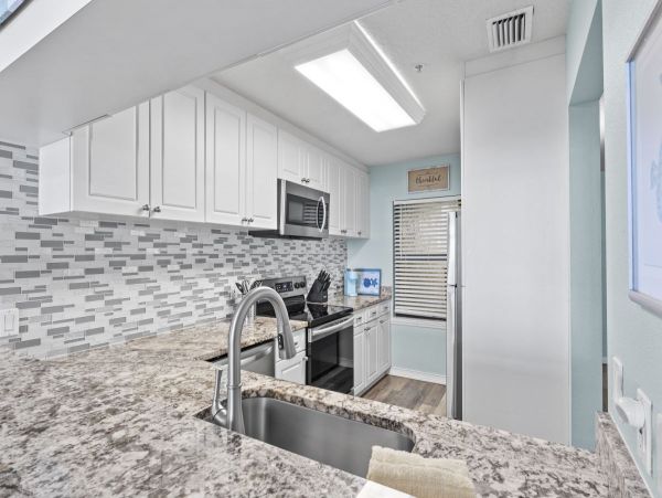 A Rare Find Holmes Beach Rental Direct Beach Walk- Out