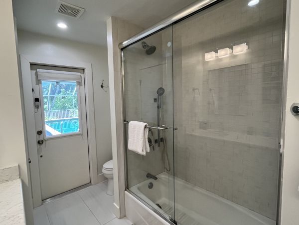 Your Ideal Siesta Key Getaway with Pool