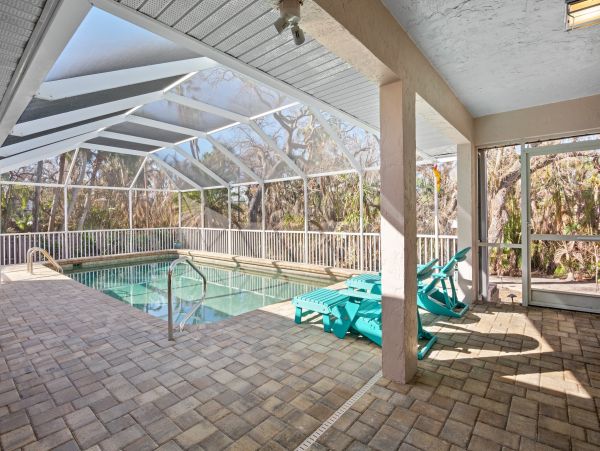 Your Ideal Siesta Key Getaway with Pool