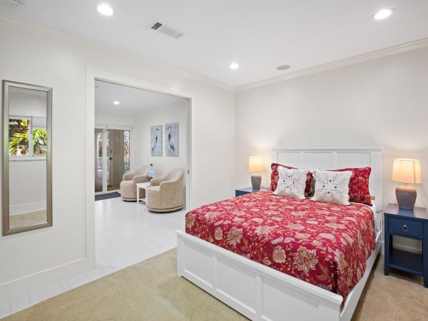 Your Ideal Siesta Key Getaway with Pool