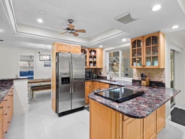 Your Ideal Siesta Key Getaway with Pool