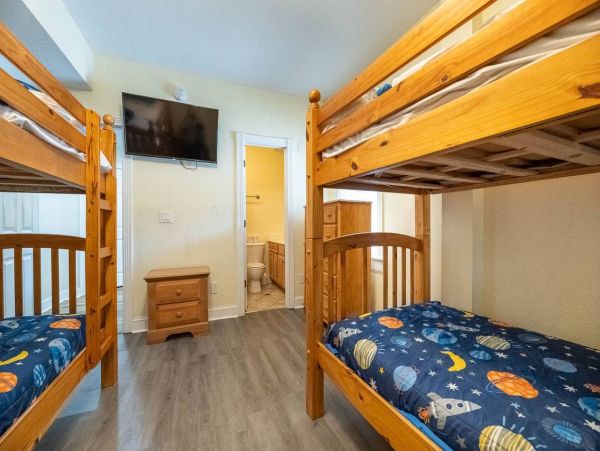 Charming Vacation Rental in Corolla Village, Outer Banks
