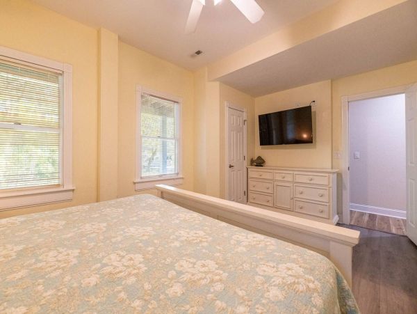 Charming Vacation Rental in Corolla Village, Outer Banks
