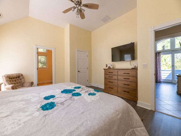 Charming Vacation Rental in Corolla Village, Outer Banks