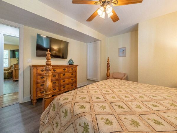 Charming Vacation Rental in Corolla Village, Outer Banks