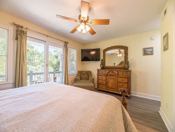 Charming Vacation Rental in Corolla Village, Outer Banks
