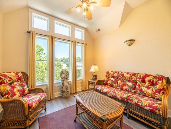 Charming Vacation Rental in Corolla Village, Outer Banks