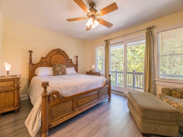 Charming Vacation Rental in Corolla Village, Outer Banks