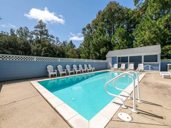 Charming Vacation Rental in Corolla Village, Outer Banks