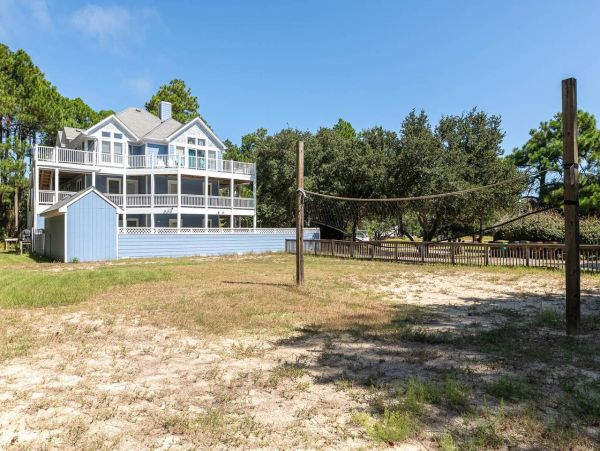 Charming Vacation Rental in Corolla Village, Outer Banks